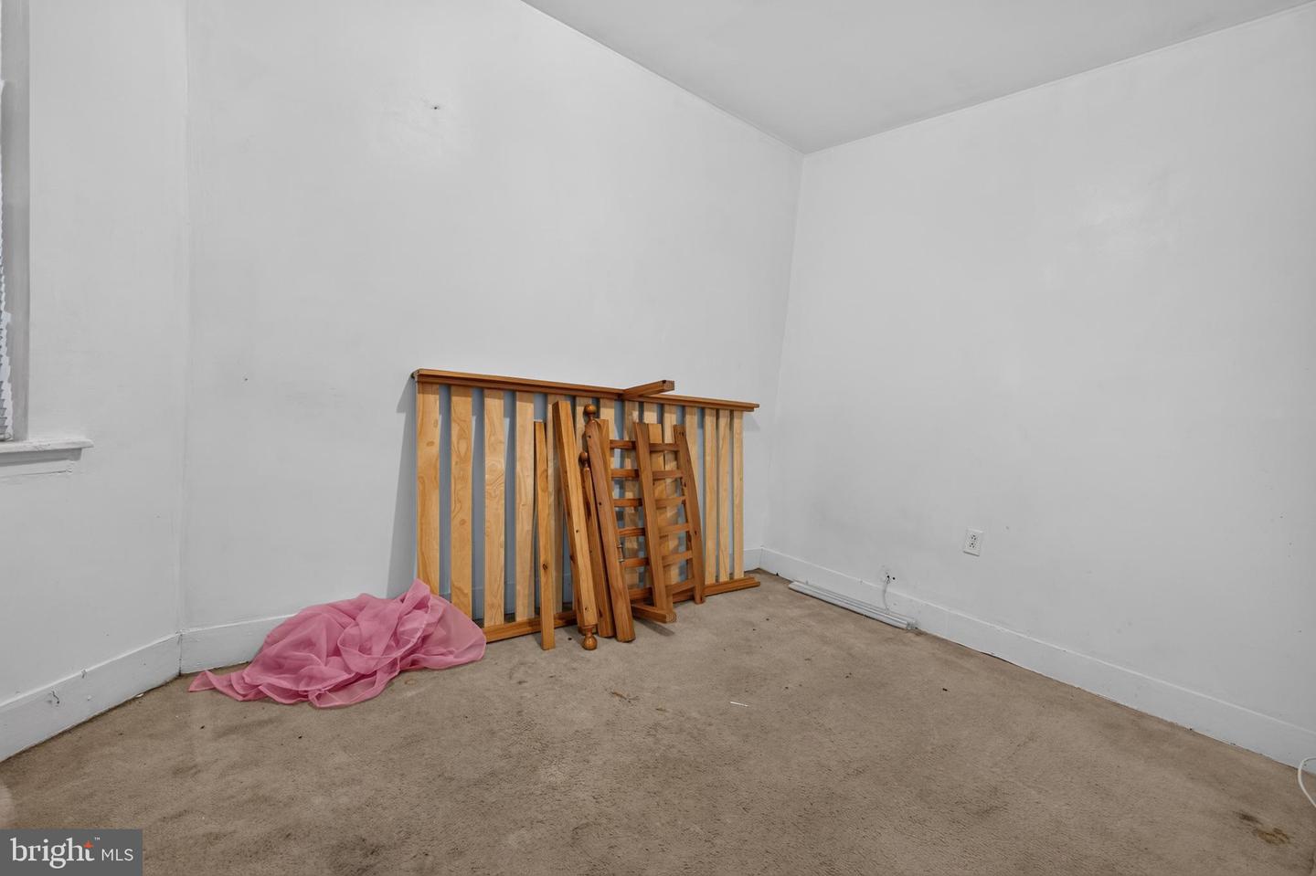 7279 Saybrook Ave Property Photo 13