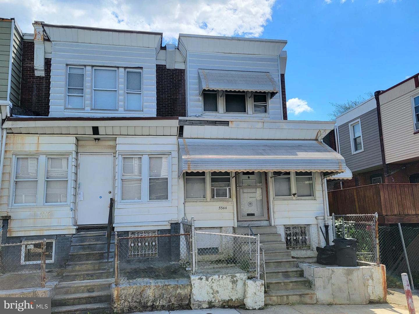 5544 Malcolm St Property Photo 3