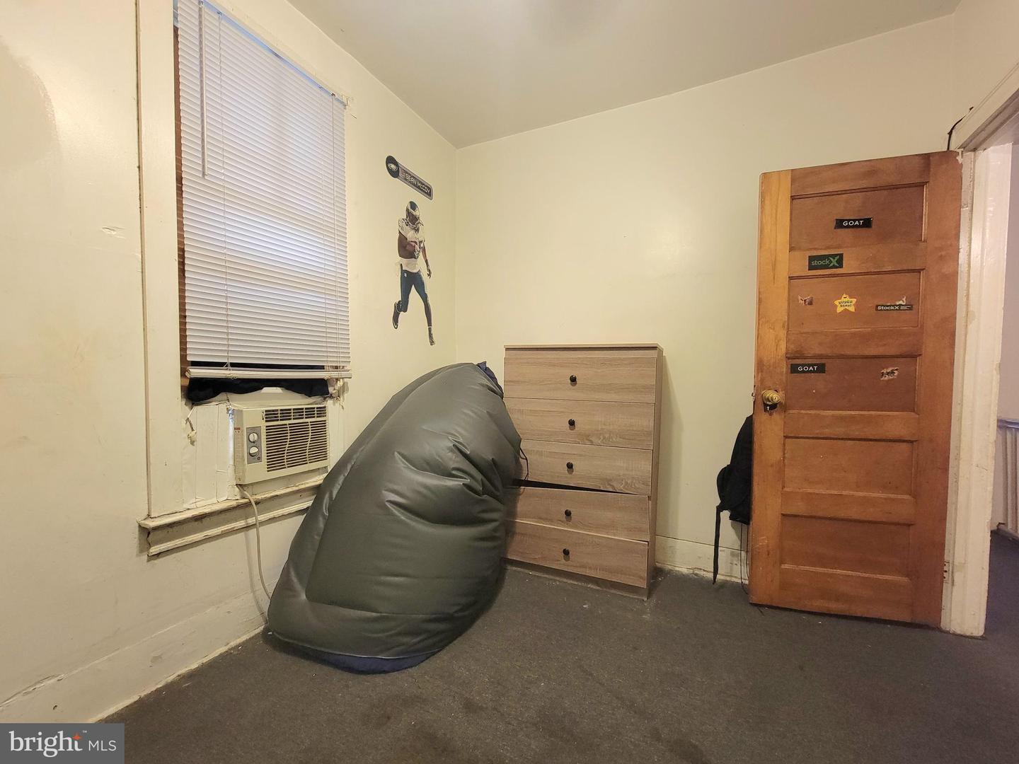 5544 Malcolm St Property Photo 13
