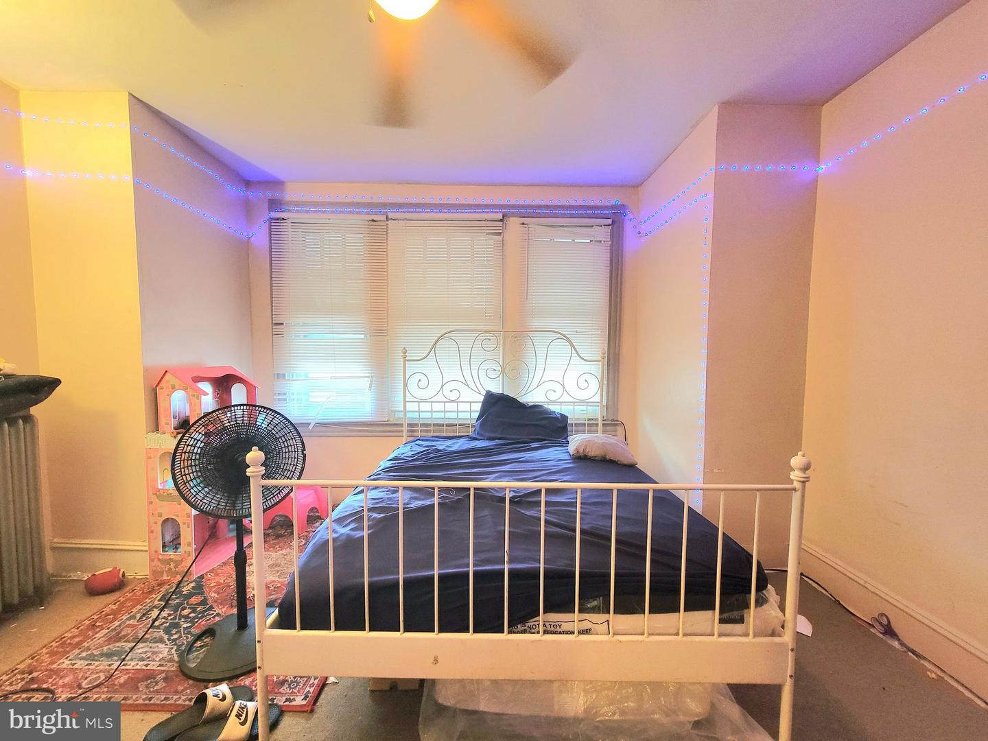 5544 Malcolm St Property Photo 18