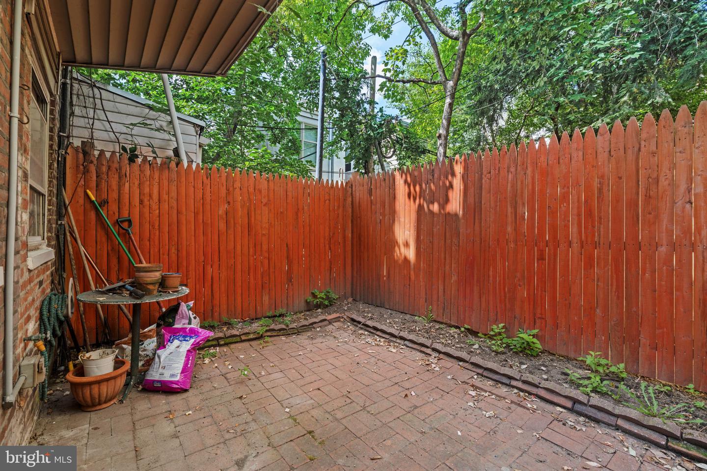 2433 Aspen St Property Photo 16
