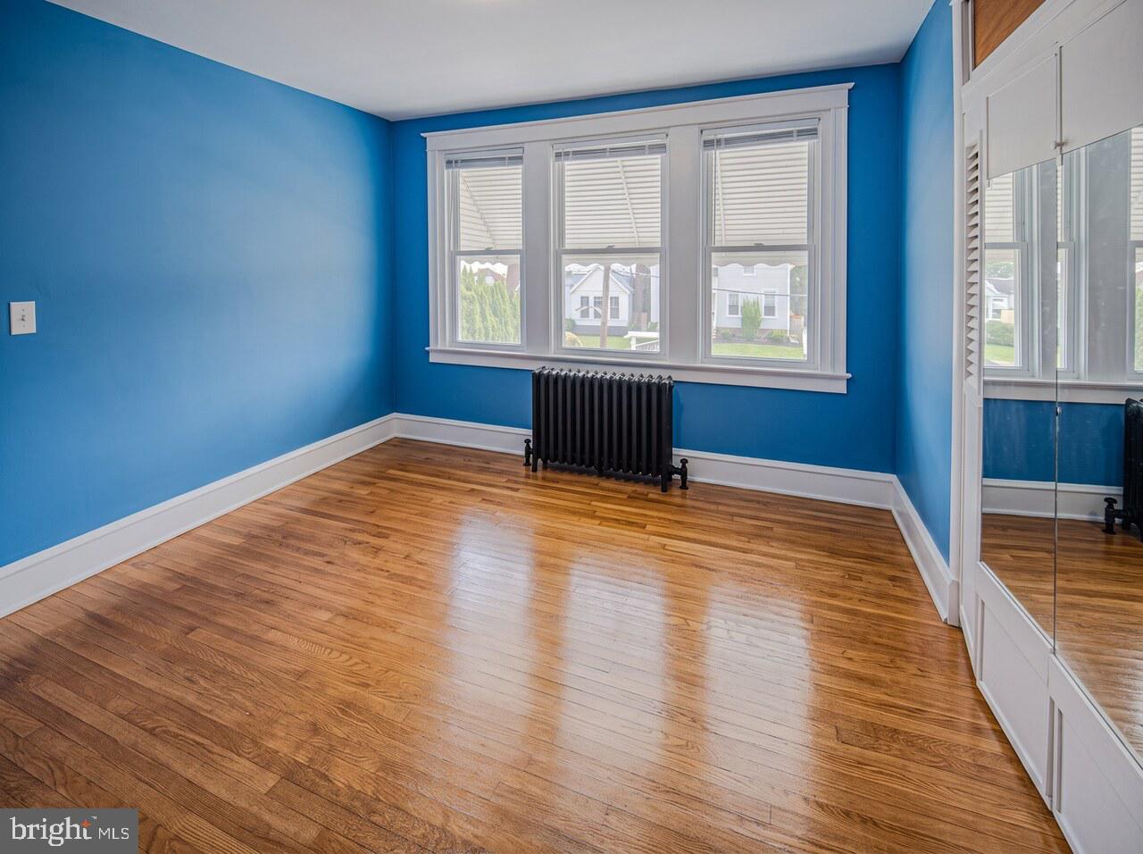 5747 Dunlap St Property Photo 11