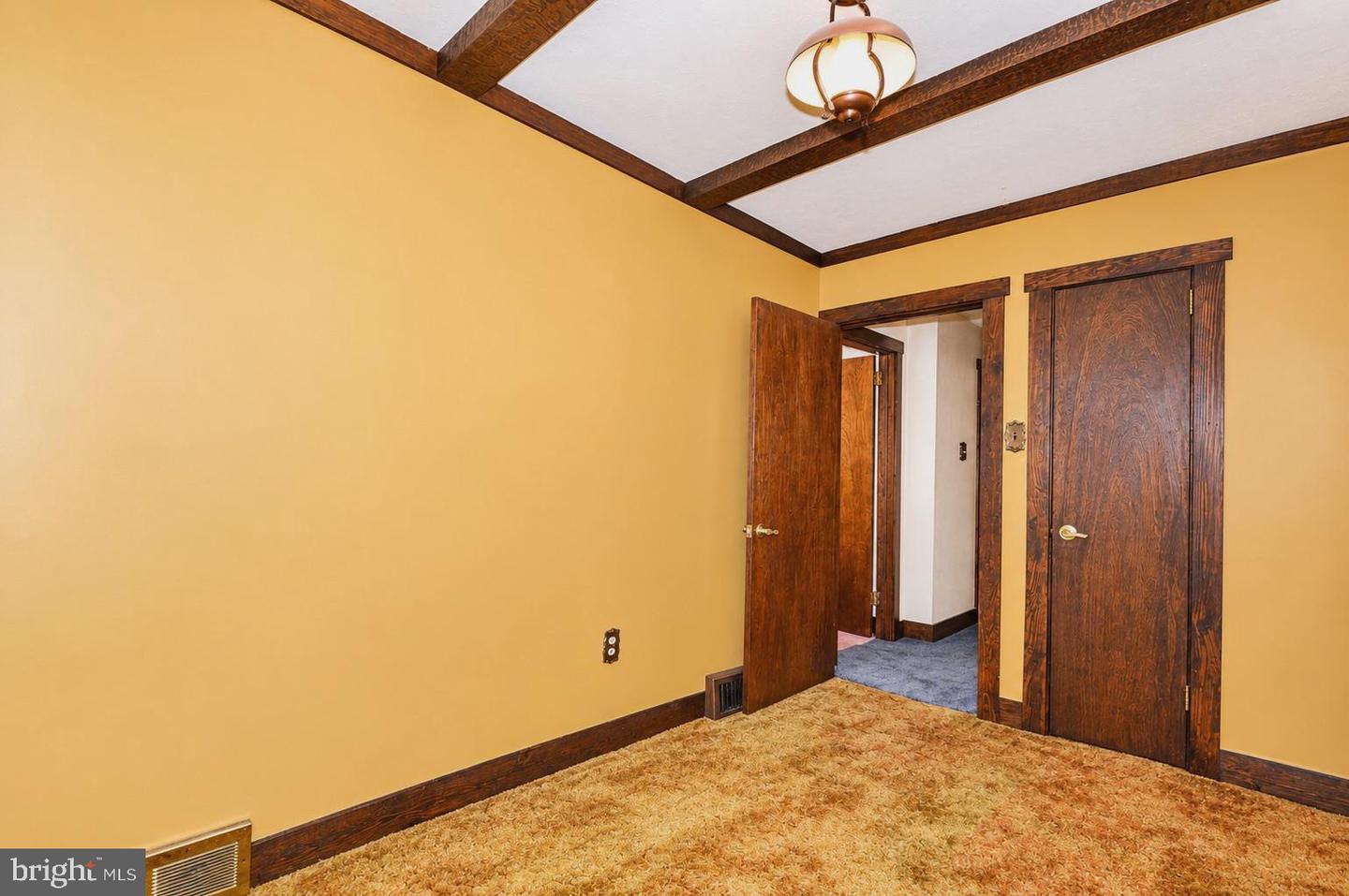 7158 Walker St Property Photo 23