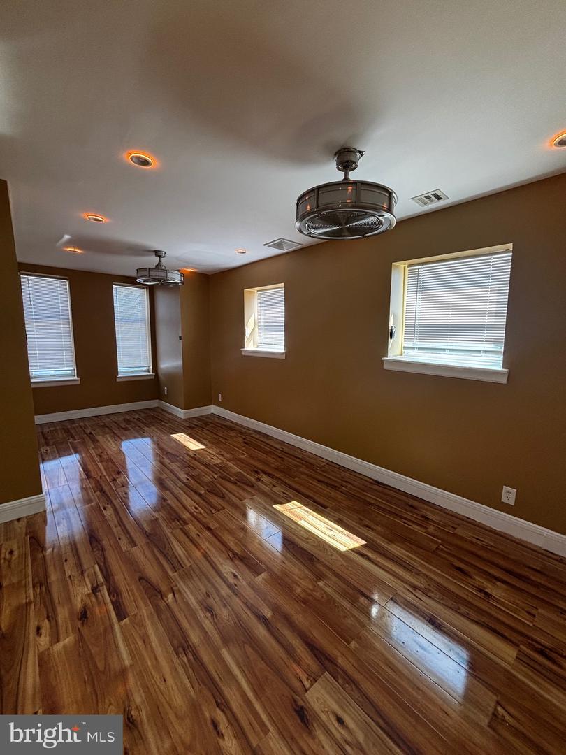 3111 W Montgomery Ave #2 Property Photo 18