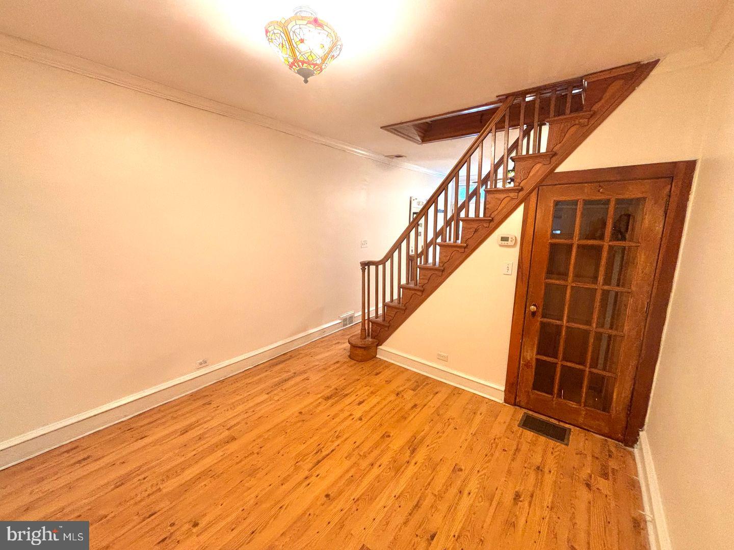3229 Almond St Property Photo 6