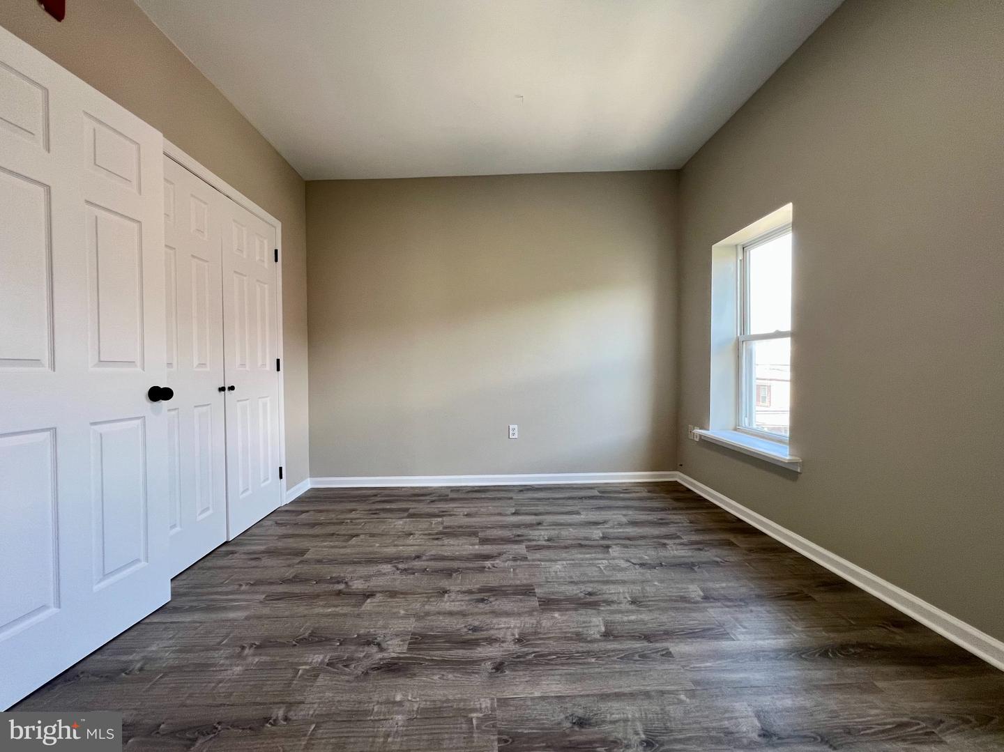1844-00 W Master St #unit 3 Property Photo 9