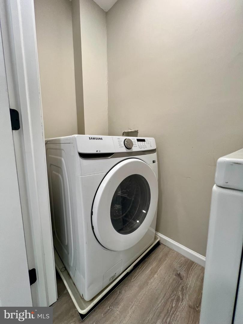 1844-00 W Master St #unit 3 Property Photo 11