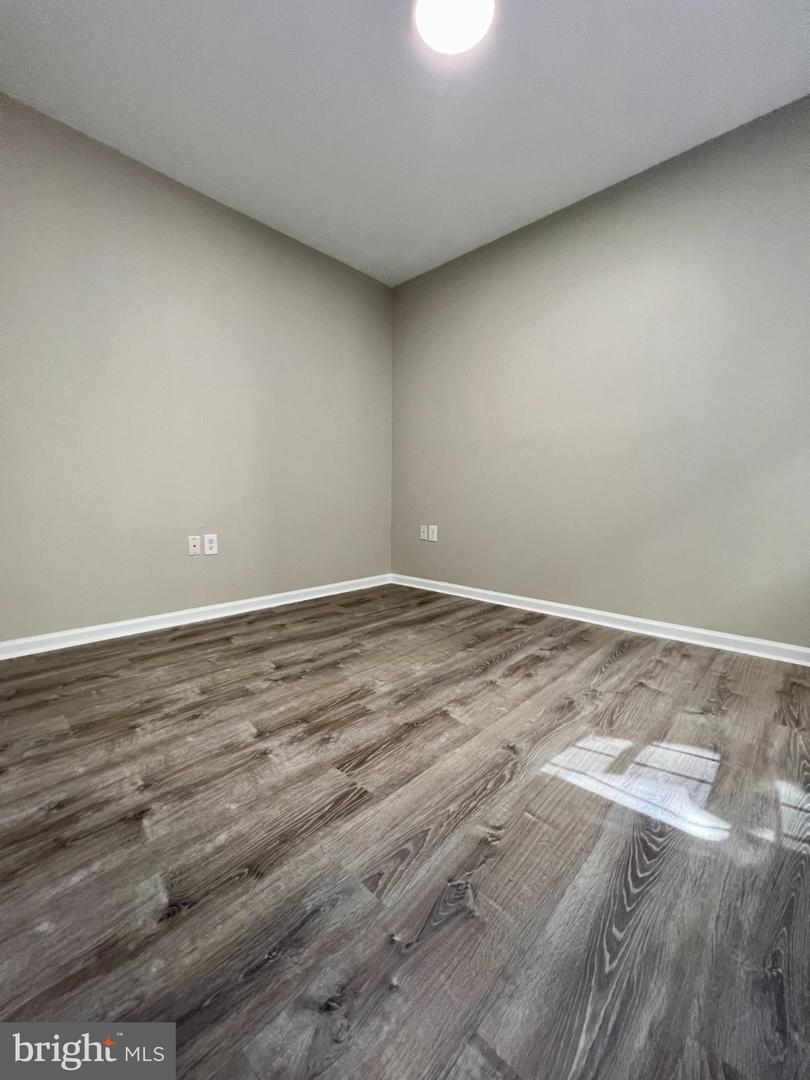 1844-00 W Master St #unit 2 Property Photo 5