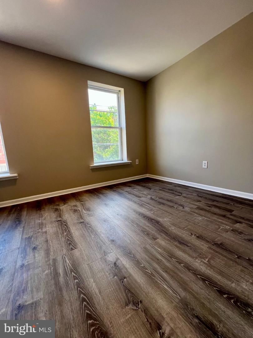 1844-00 W Master St #unit 2 Property Photo 12