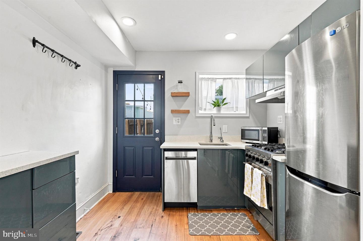 113 TITAN ST