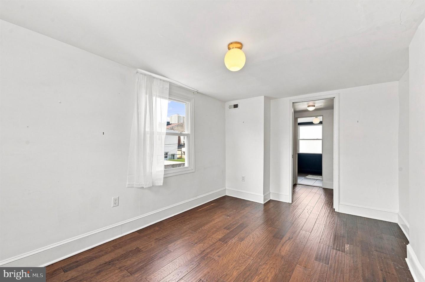 113 Titan St Property Photo 14
