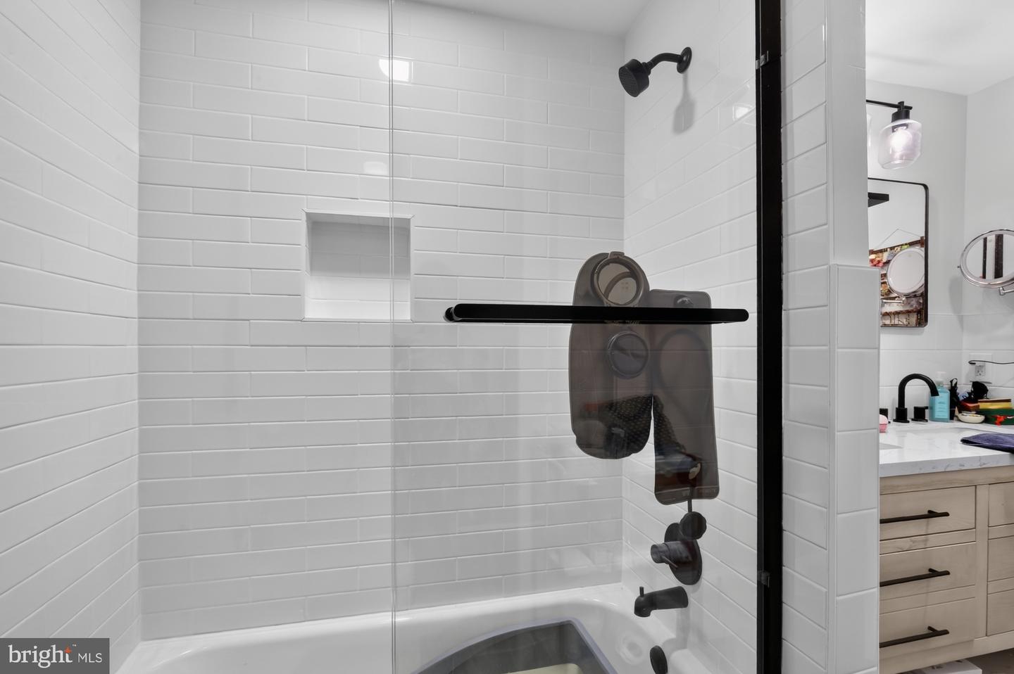 630 N 2nd St #3 Property Photo 18