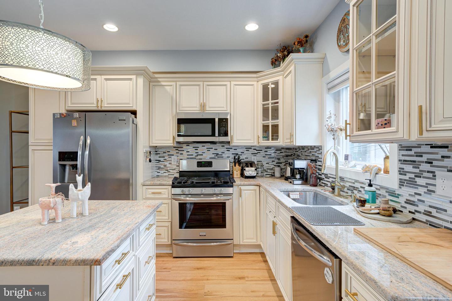 1509 S Dorrance St Property Photo 4