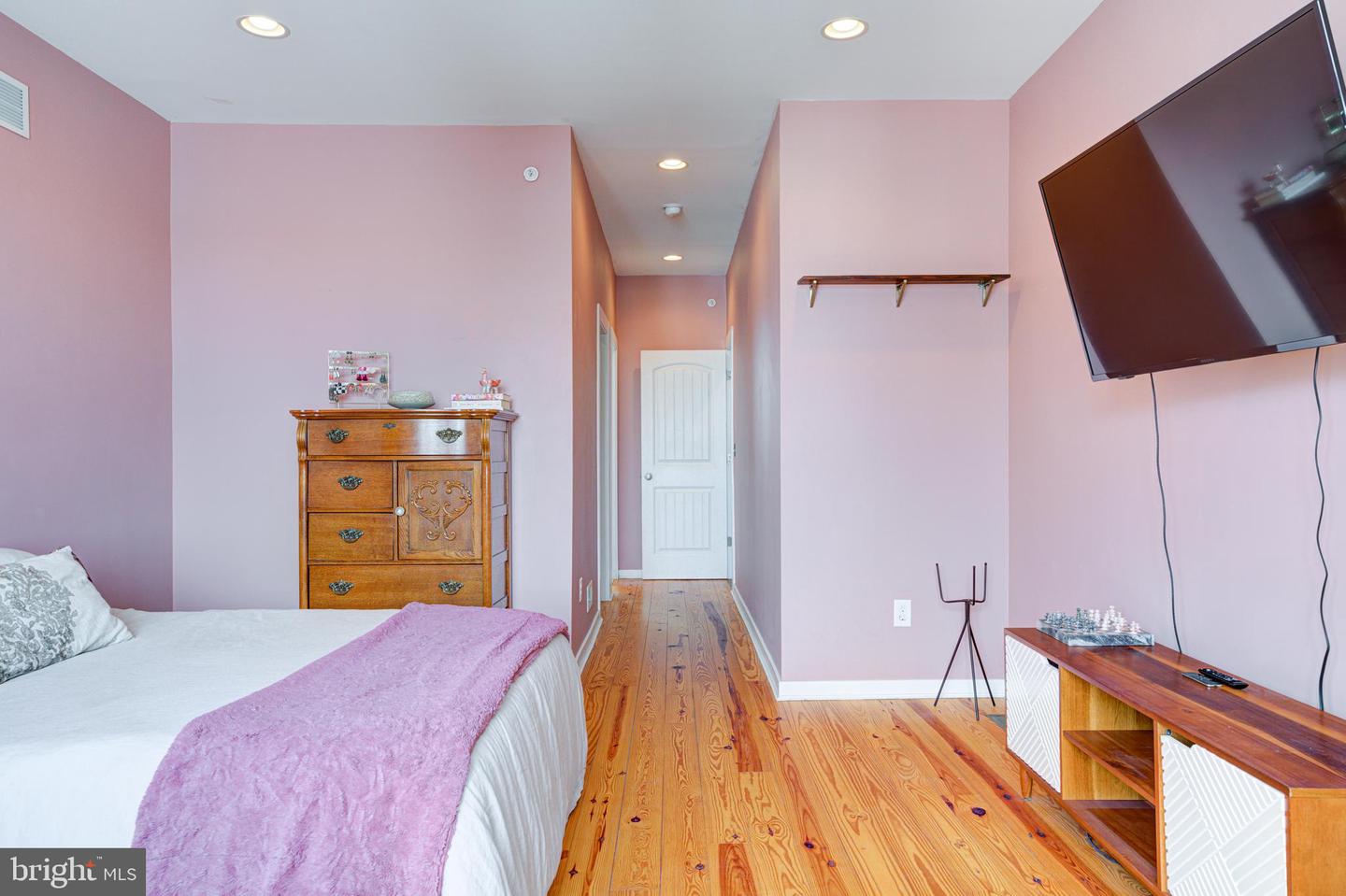 1509 S Dorrance St Property Photo 23