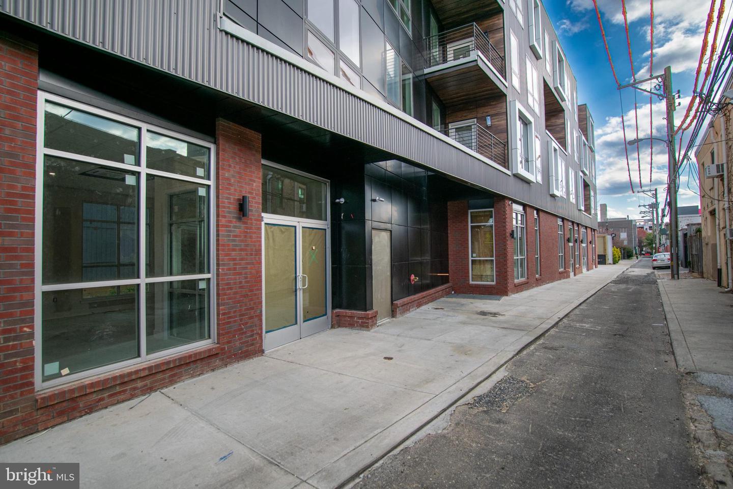 1325 N Lee St #unit 300 Property Photo 21