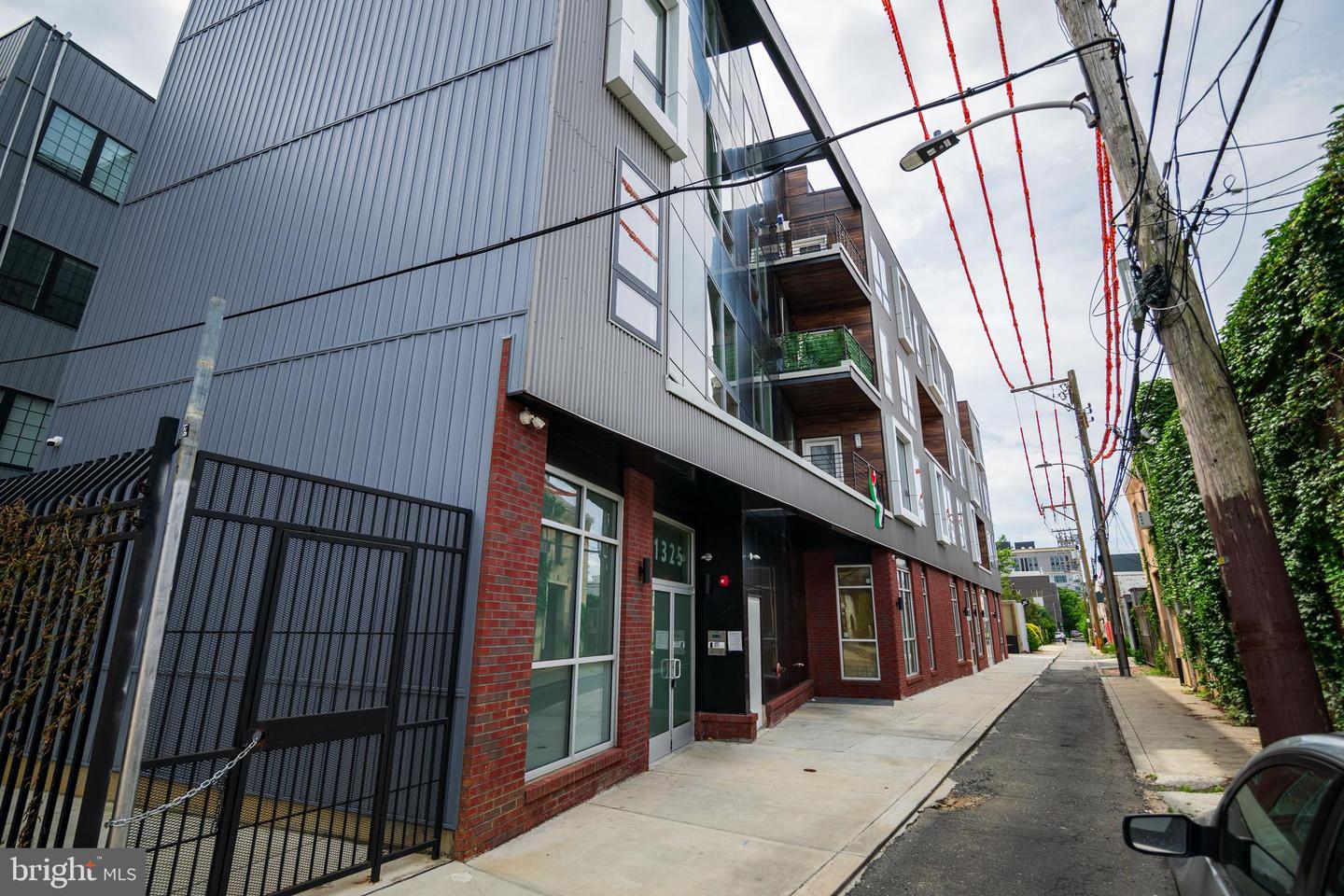 1325 N Lee St #unit 300 Property Photo 24