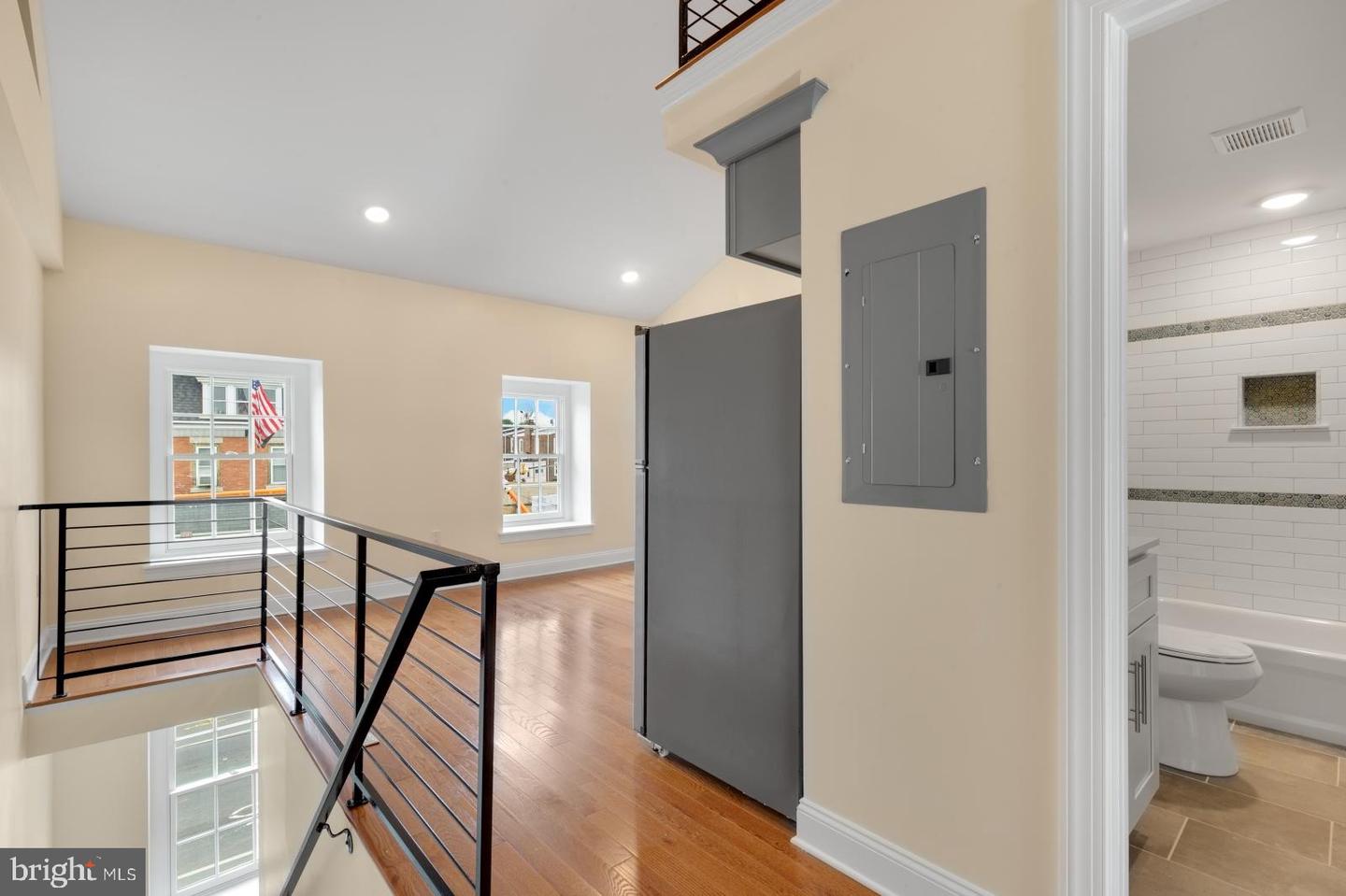 6607 Ridge Ave #c Property Photo 2