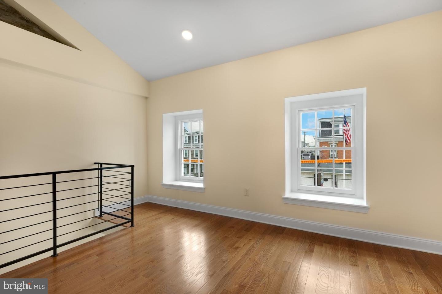 6607 Ridge Ave #c Property Photo 5