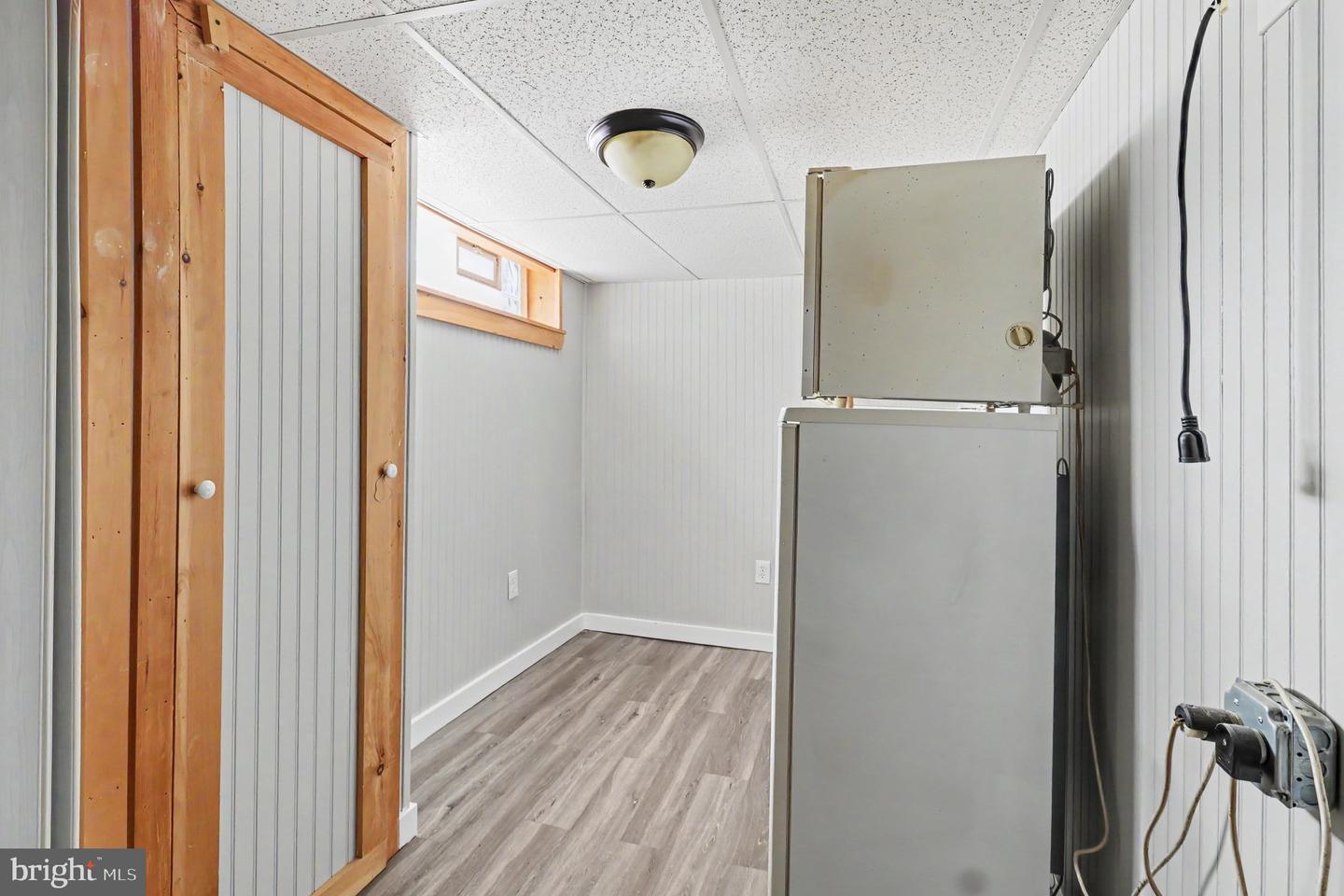 3603 Winona St Property Photo 17