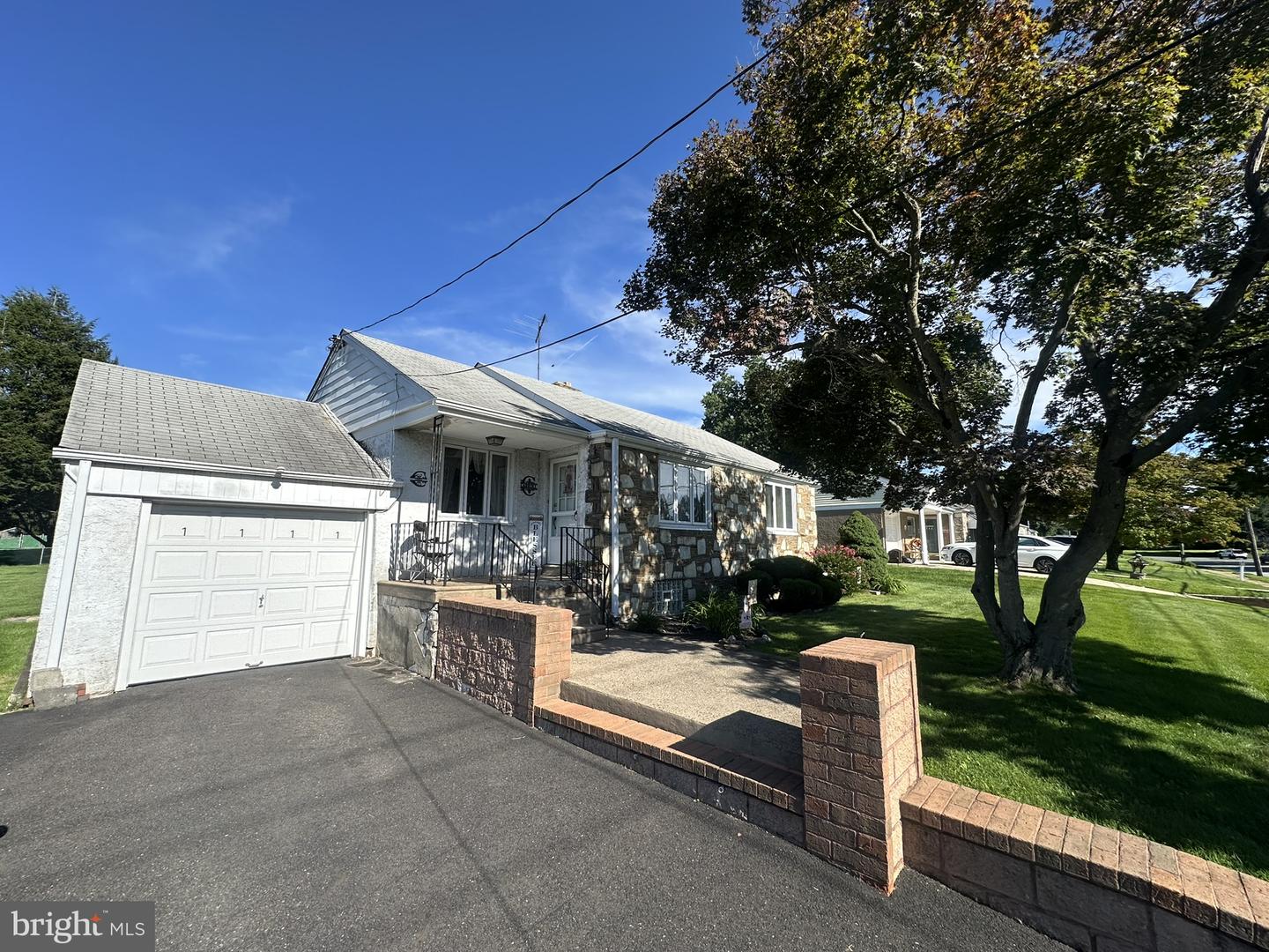 1111 Welsh Rd Property Photo 19