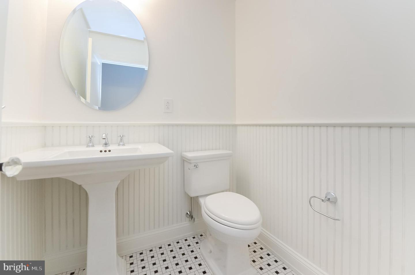 1518 Spruce St #4a Property Photo 4