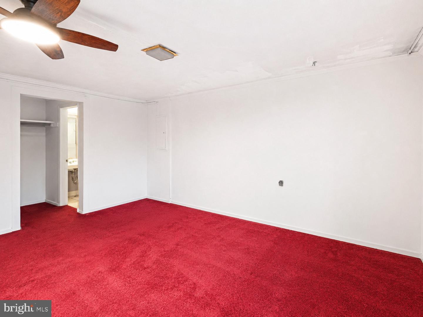 7623 Dorcas St Property Photo 9