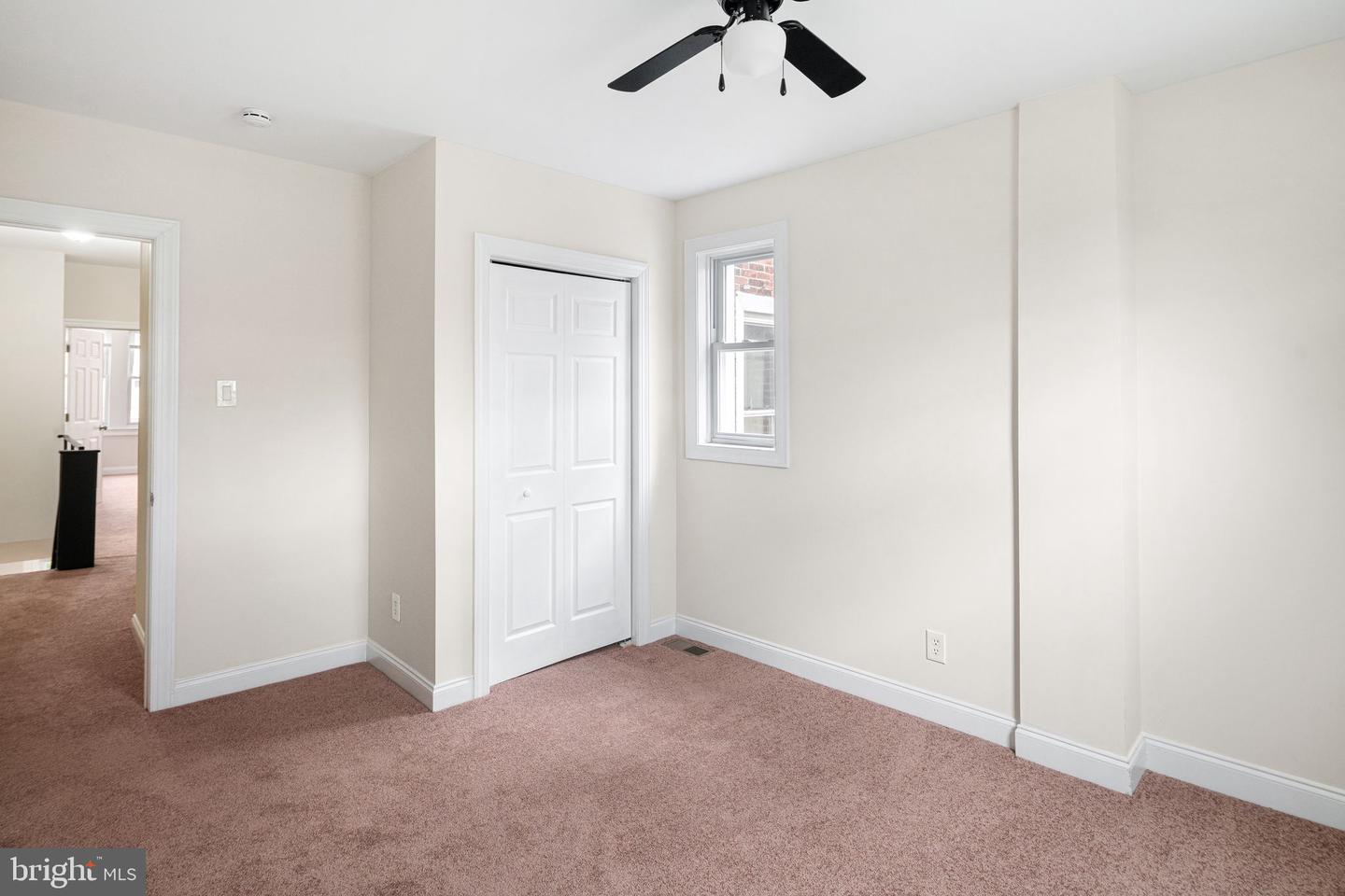 5638 Malcolm St Property Photo 10