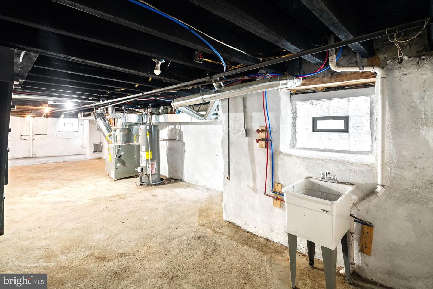 5638 Malcolm St Property Photo 16