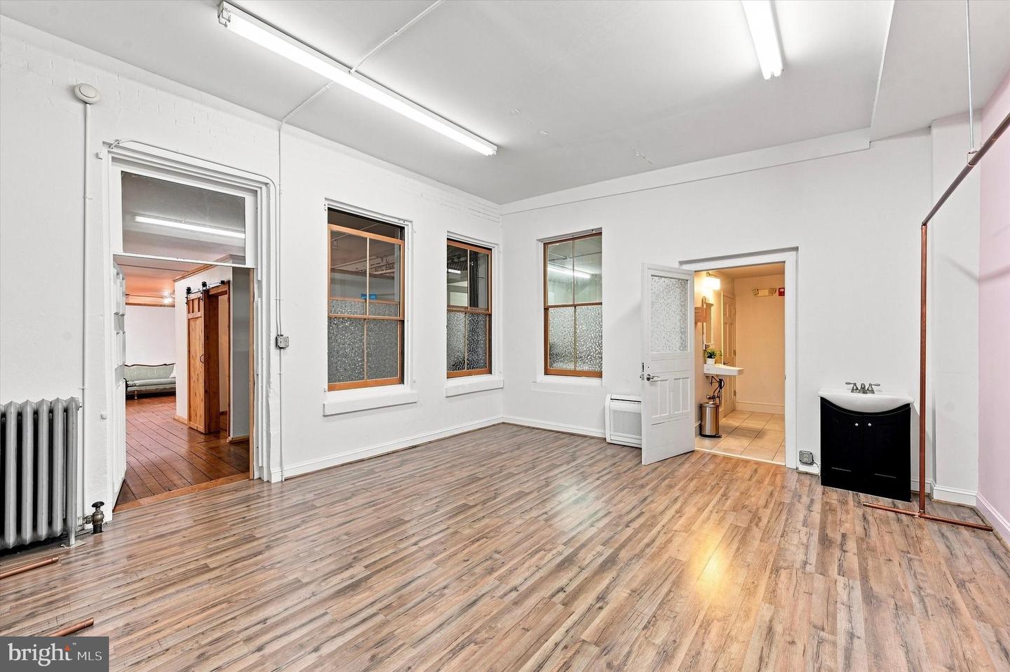 16 S 3rd St #com Property Photo 11