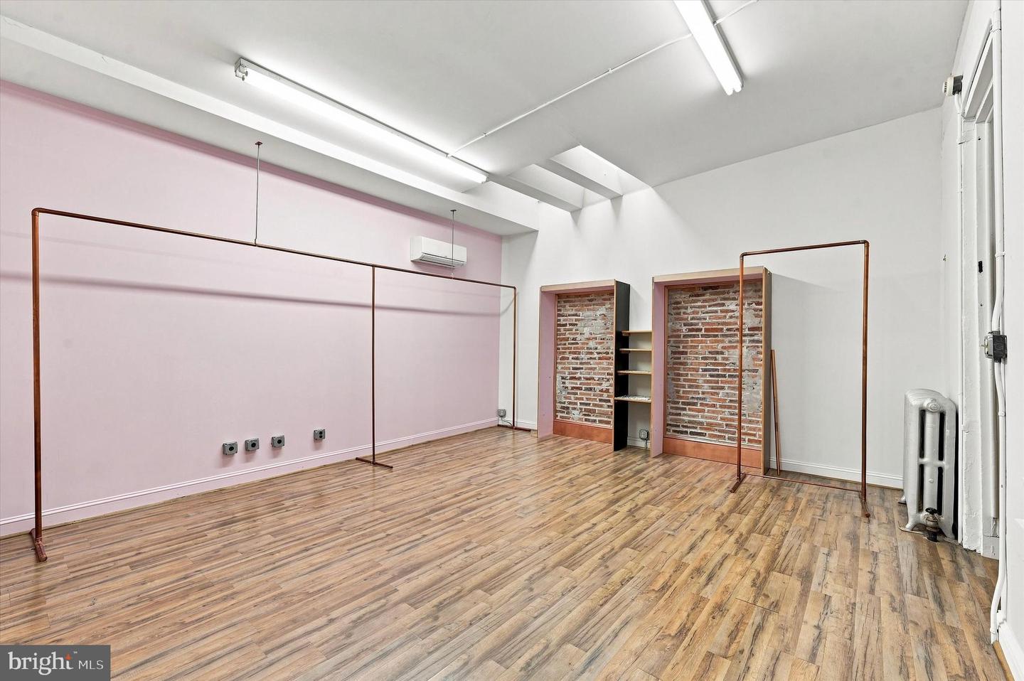 16 S 3rd St #com Property Photo 12