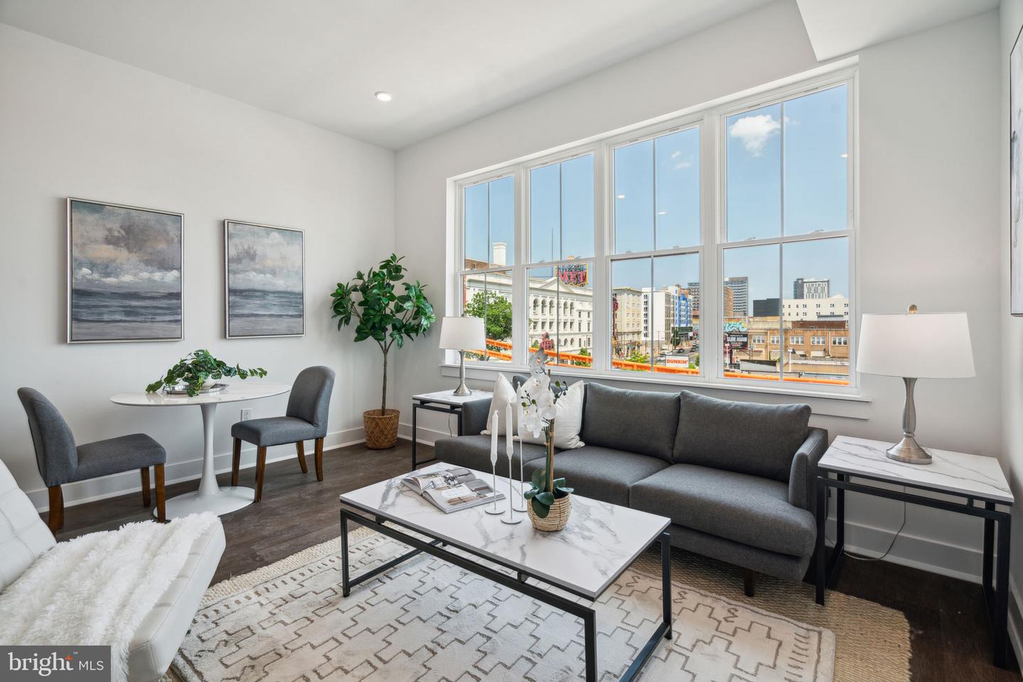 813 N Broad St #unit 203 Property Photo 6