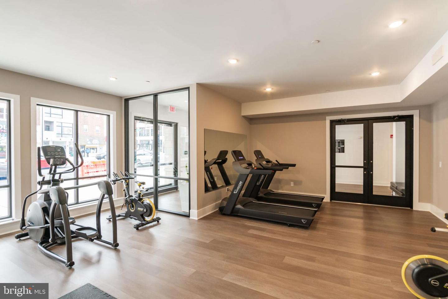 813 N Broad St #unit 203 Property Photo 21