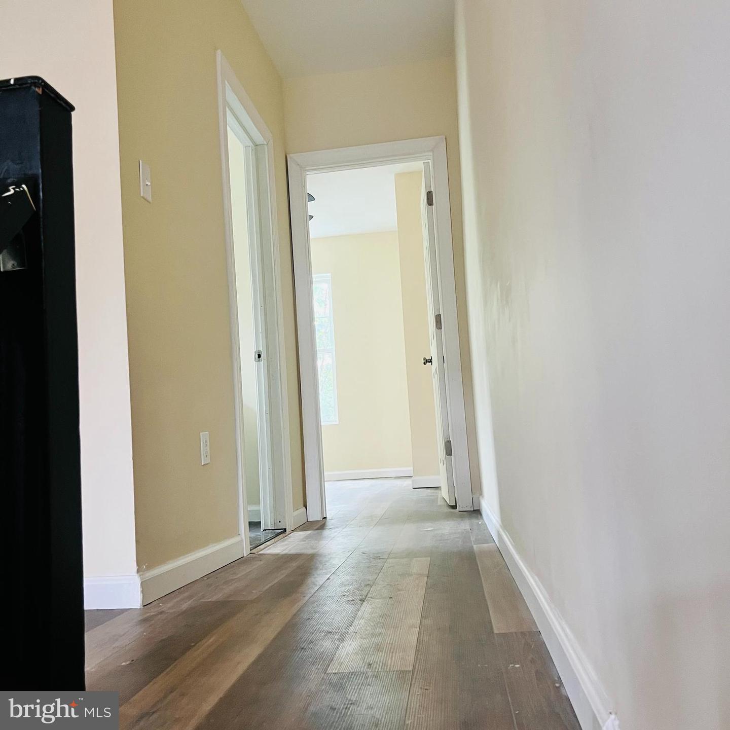 2328 W Harold St Property Photo 5