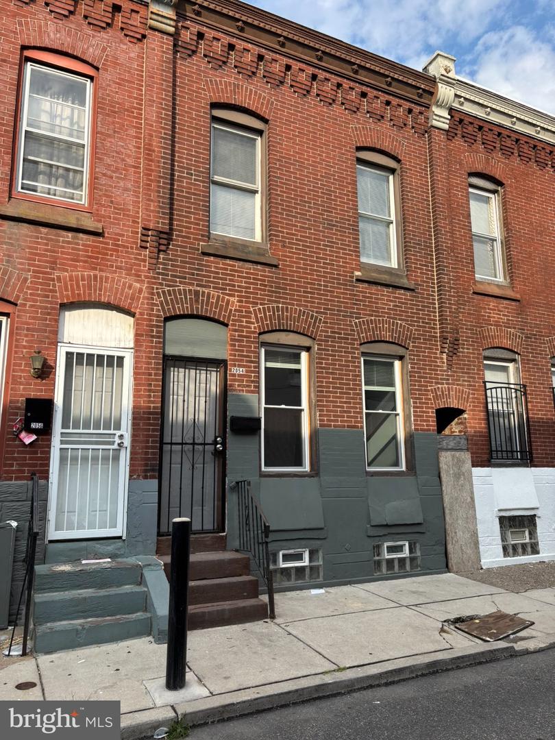 2054 Bellmore Ave Property Photo 3