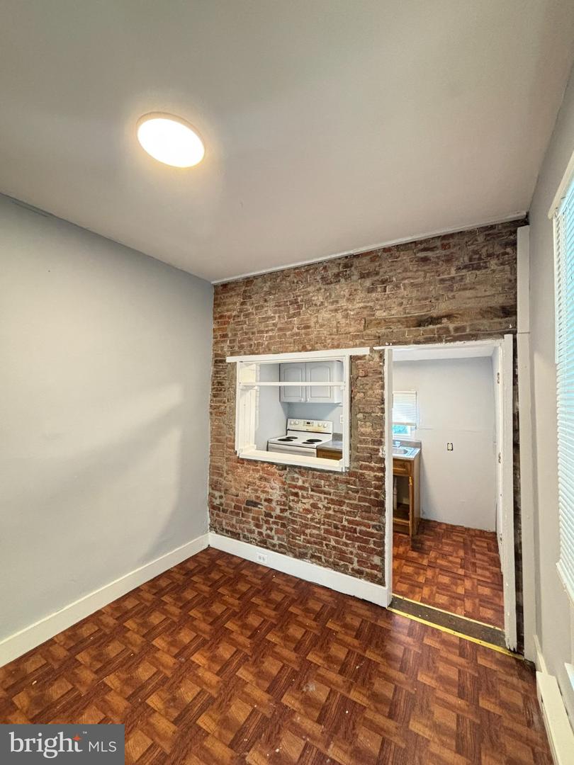 2054 Bellmore Ave Property Photo 8