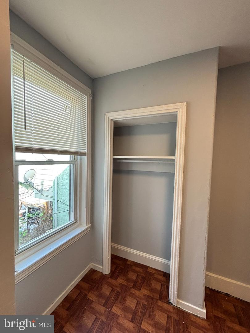 2054 Bellmore Ave Property Photo 22
