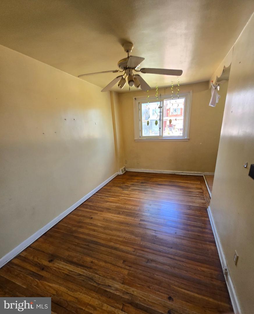 4518 Whitaker Ave Property Photo 5