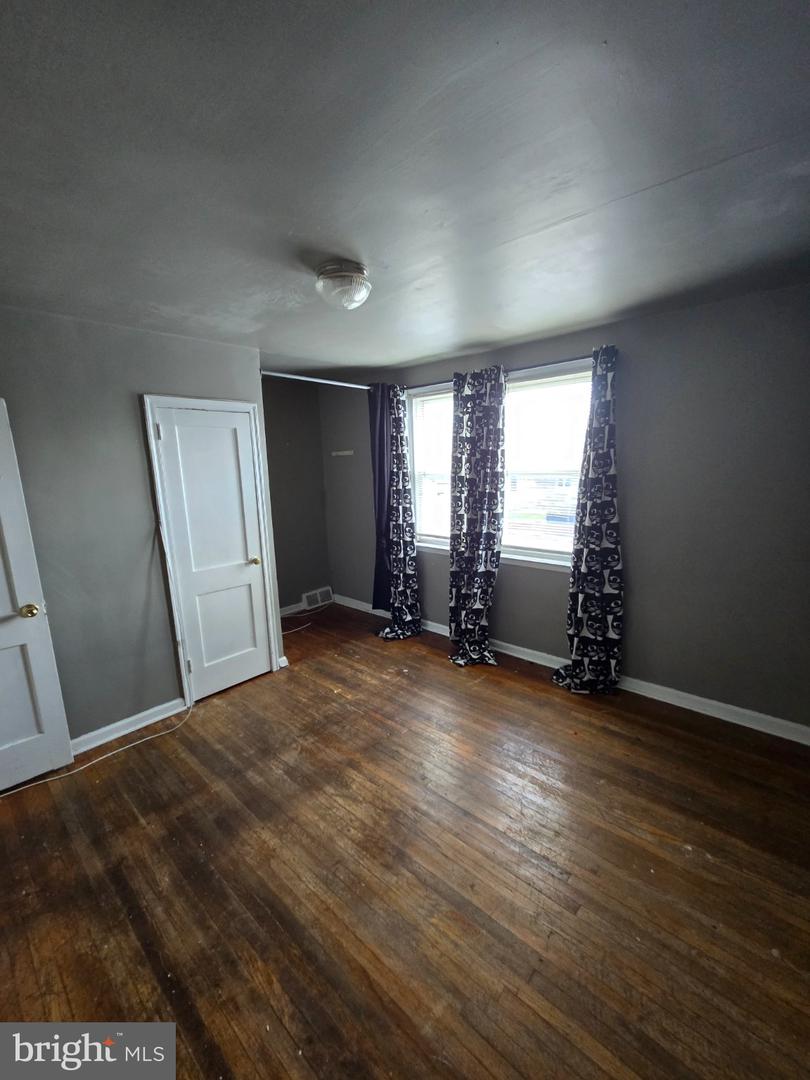 4518 Whitaker Ave Property Photo 11