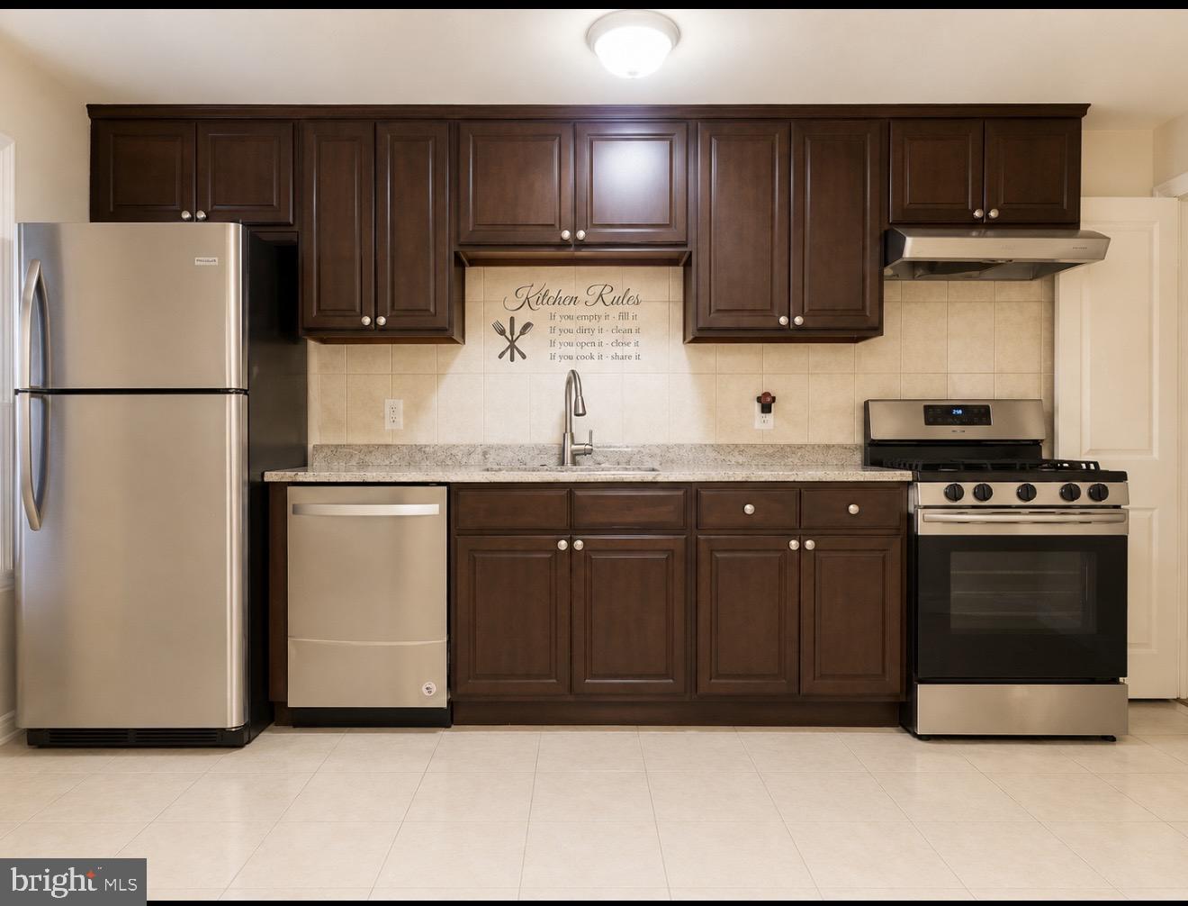 6726 Dorel St Property Photo 2