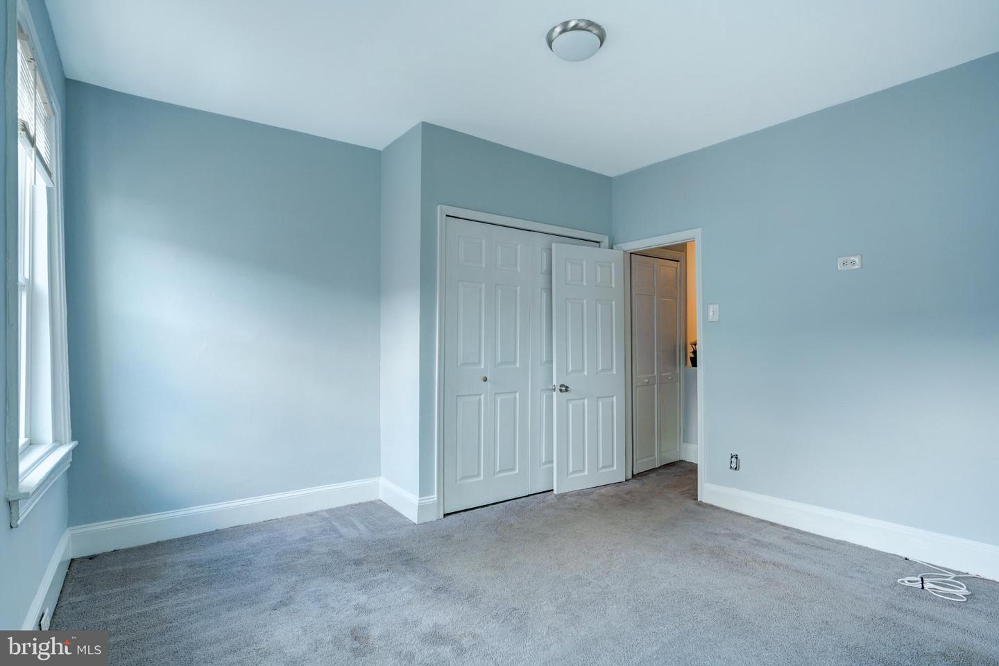 445 Tree St Property Photo 7