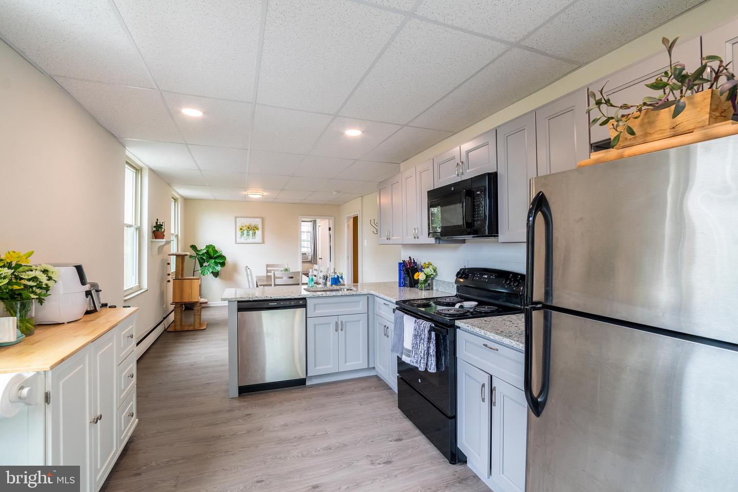 1625 S 10th St #unit B Property Photo 6