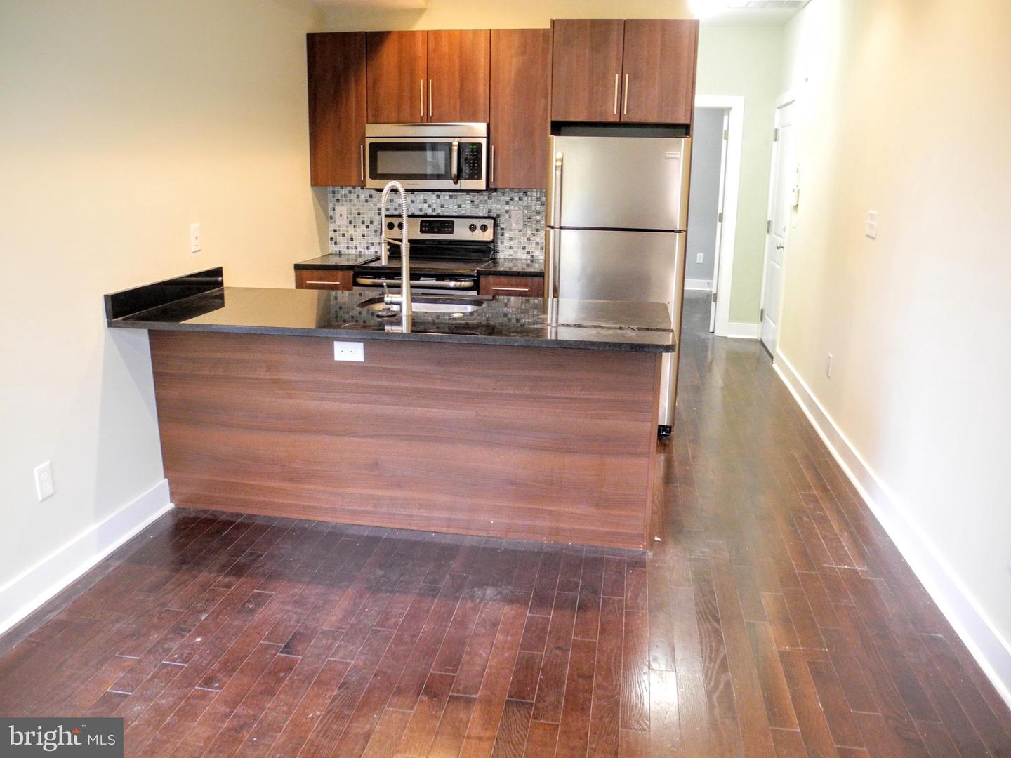 2012 W Girard Ave #unit 7b Property Photo 1