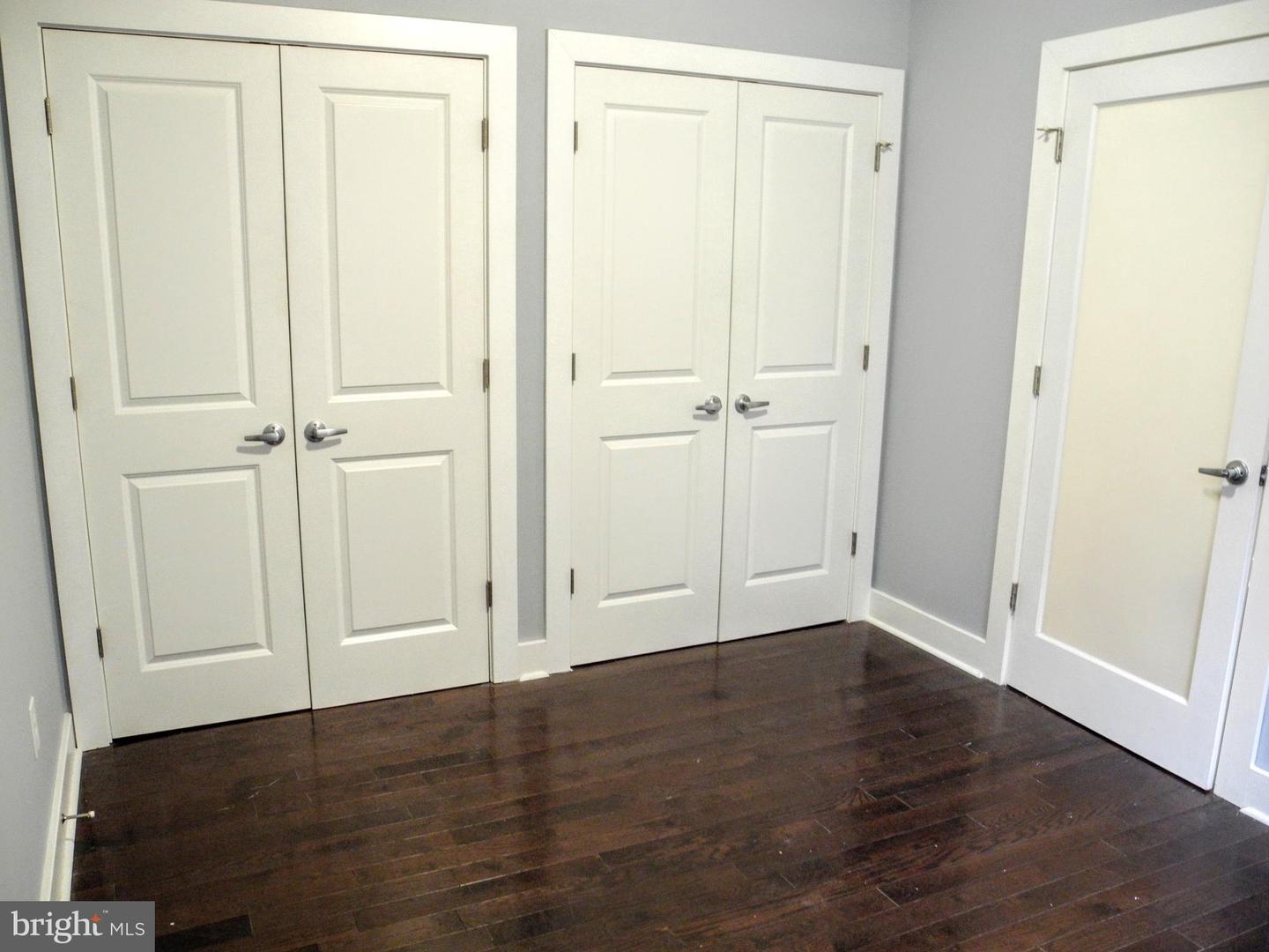2012 W Girard Ave #unit 7b Property Photo 5
