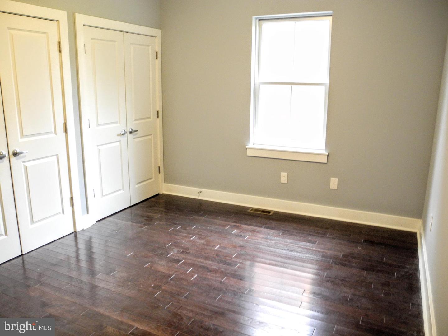 2012 W Girard Ave #unit 7b Property Photo 7