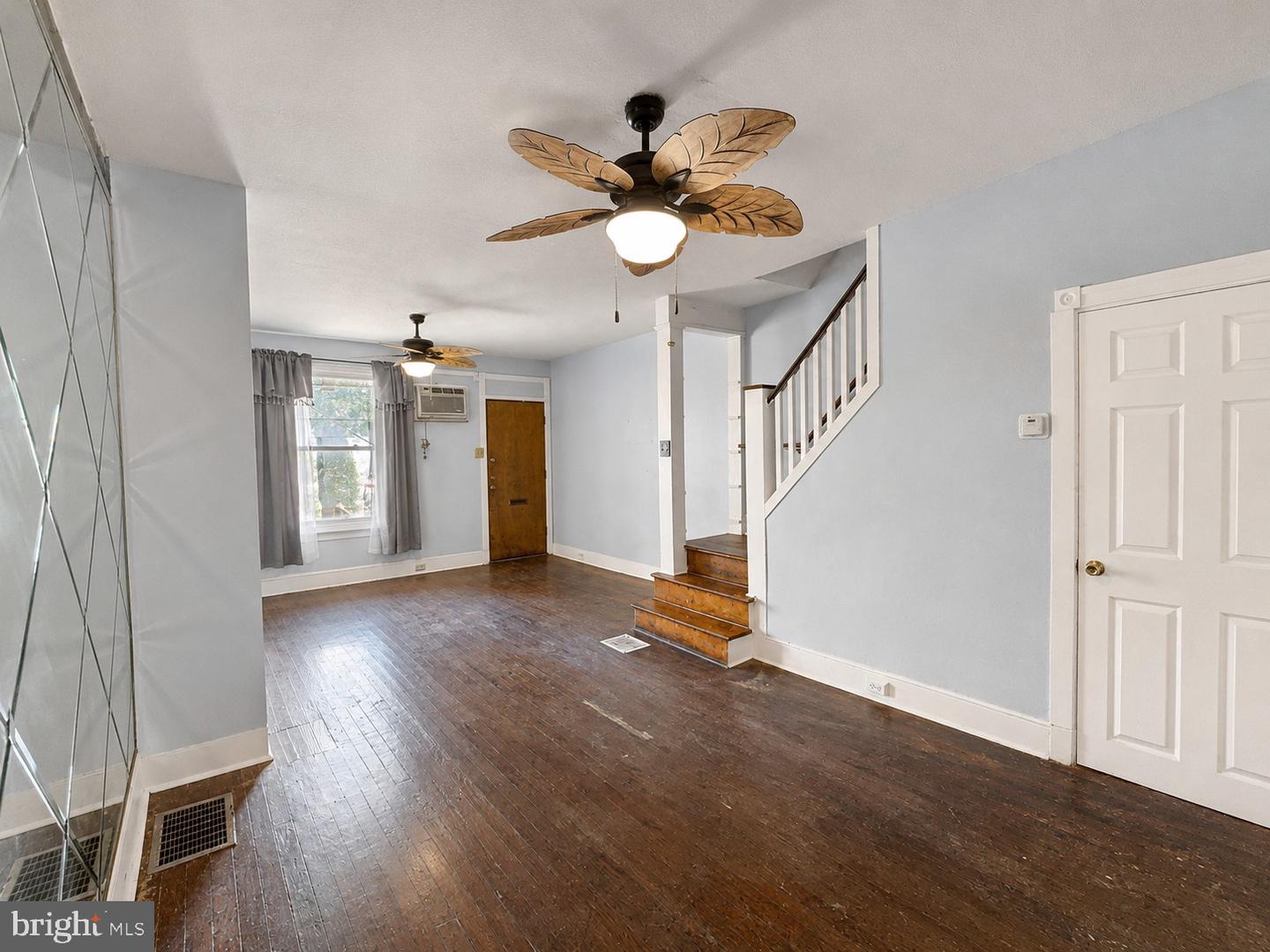 2502 W Sterner St Property Photo 8