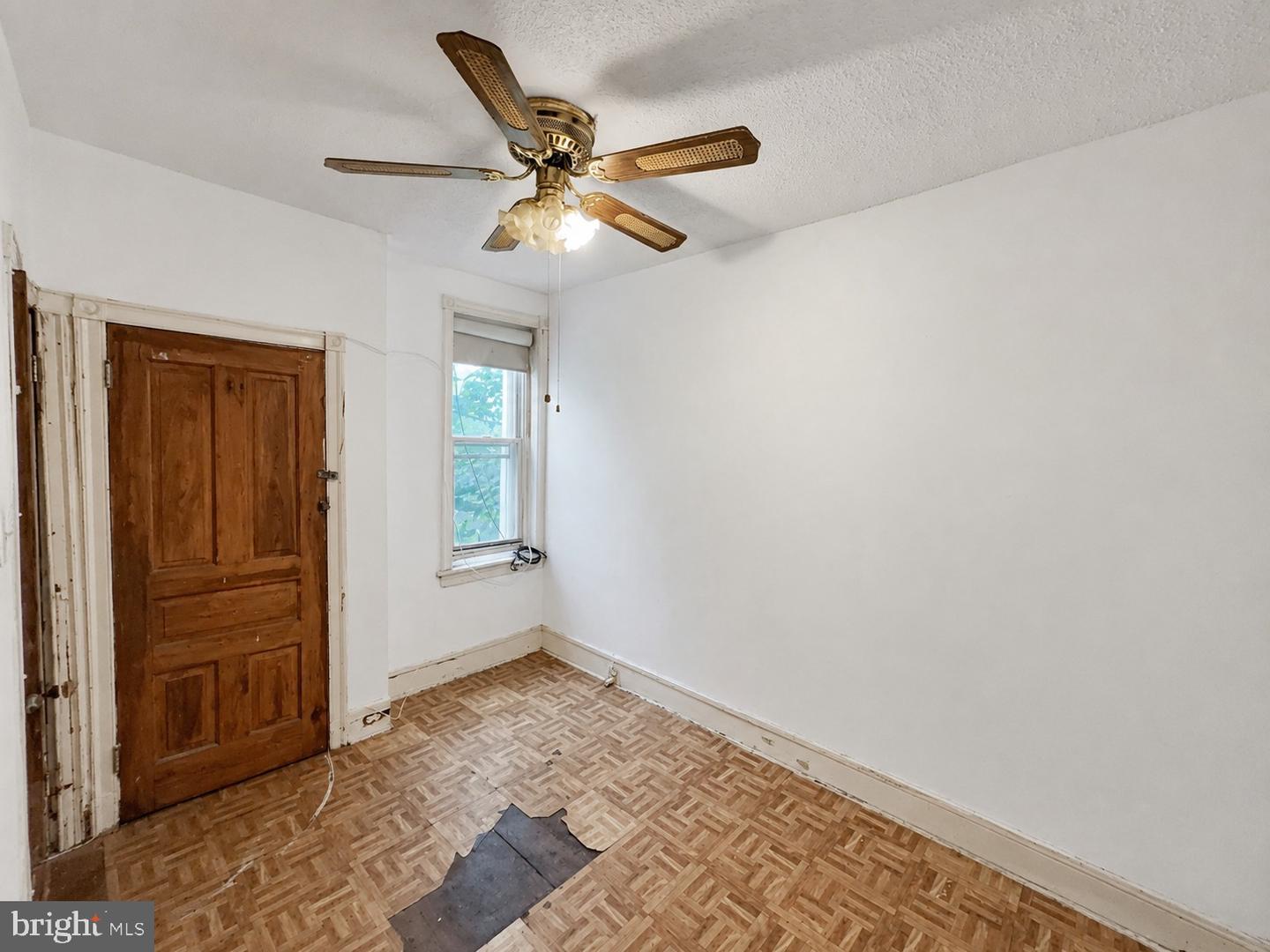 2502 W Sterner St Property Photo 23