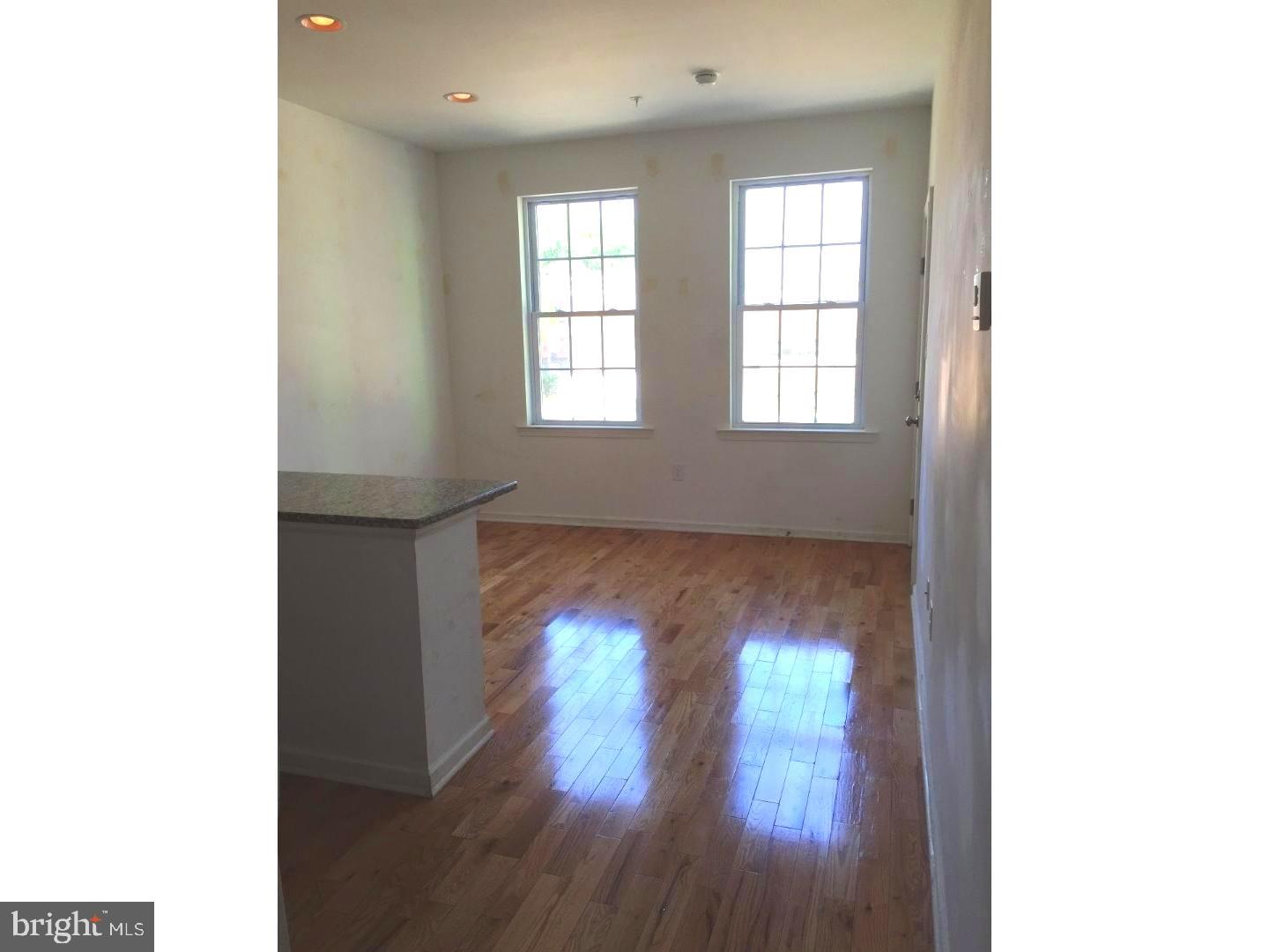 5643 E Wister St Property Photo 7