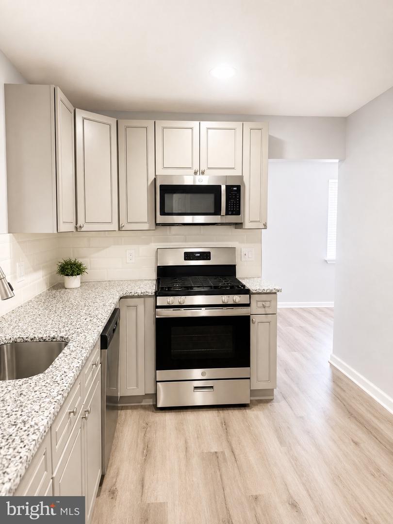 8516 Lynnewood Rd #unit 1 Property Photo 2