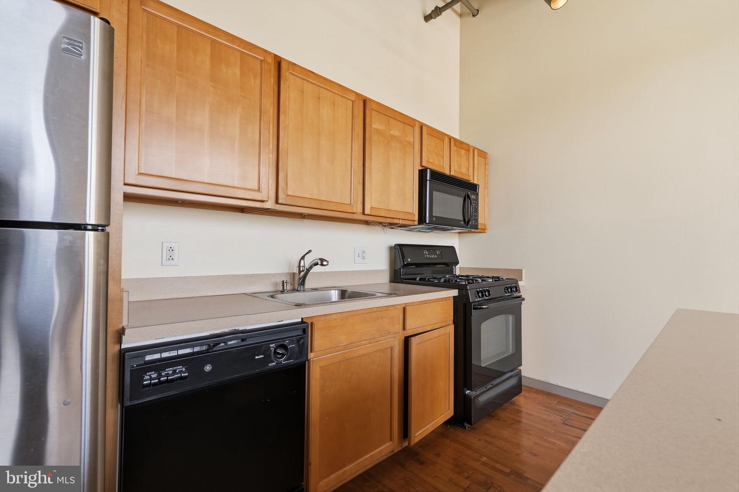 511-19 N Broad St #507 Property Photo 9