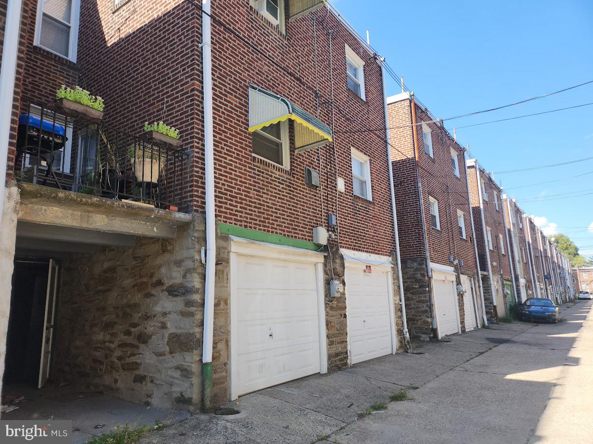 6217 N Bouvier St Property Photo 14